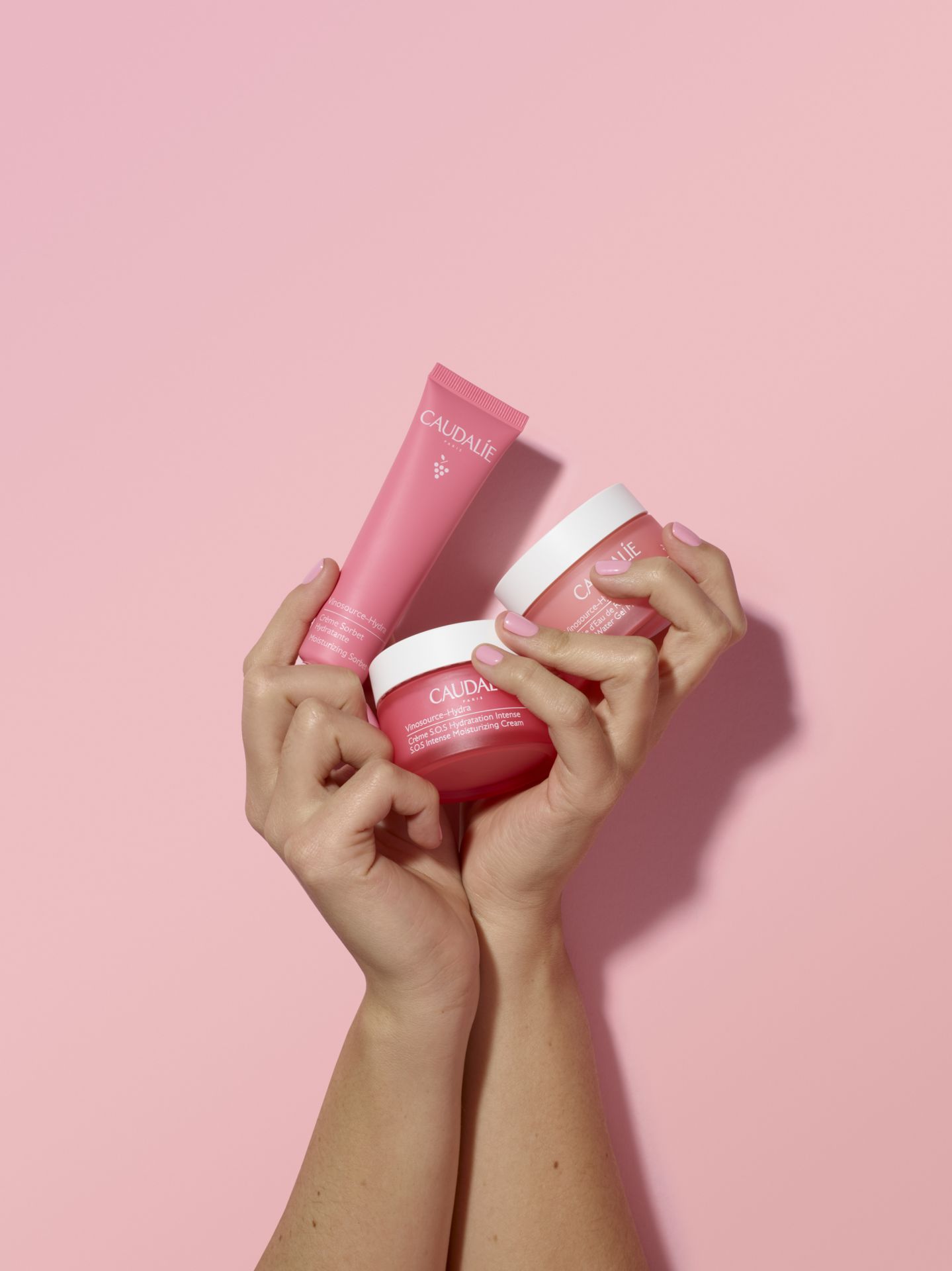 7516 vinosource trio creams hands