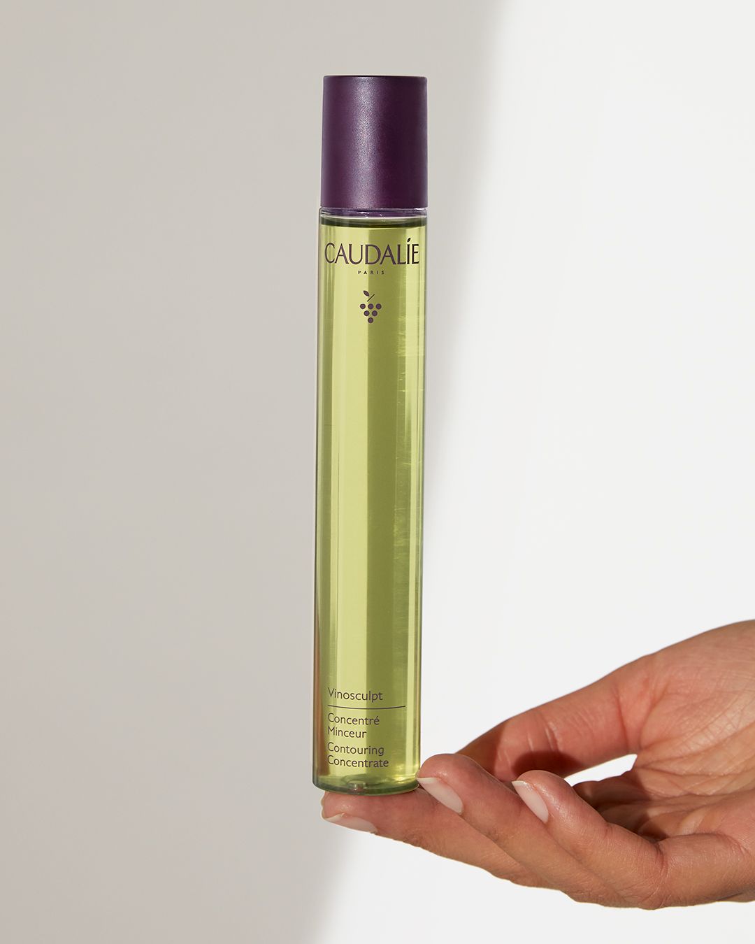 3522930003670 vinosculpt contouring hands  1